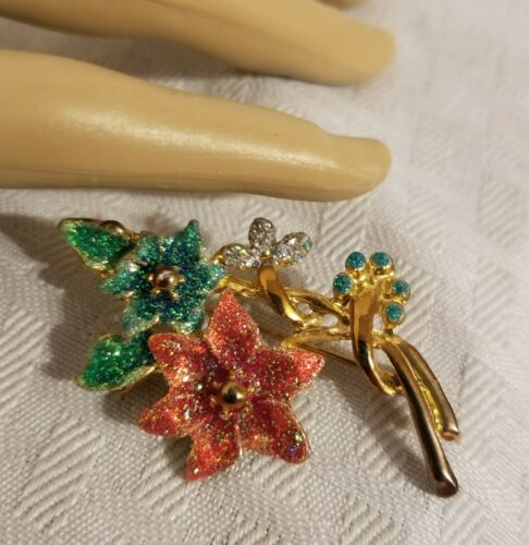 VINTAGE CHRISTMAS PIN FLOWER BROOCH SUGARED GLITTERED FLORAL SPRAY RED GREEN