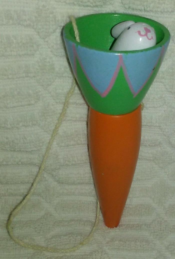 5”Carrot 2“Rabbit 14“String Midwest Importers Easter Ball In a Cup Wooden Game