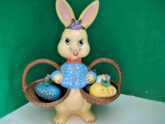 VINTAGE  CERAMIC EASTER BUNNY WITH BASKET AND DECORATED EGGS  11