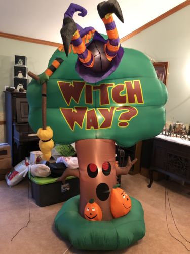 Gemmy Airblown Inflatable 8’ Witch Way Tree Halloween Crashed Witch Great Shape
