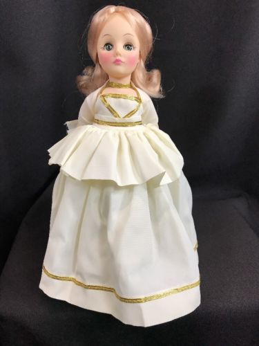 VTG 1976 Effanbee 11 inch Play size Storybook Collectors Doll - Sleeping Beauty