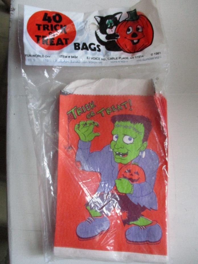 40 Vintage Halloween Paper Trick or Treat Bags Candy Sacks 1981 Frankenstein