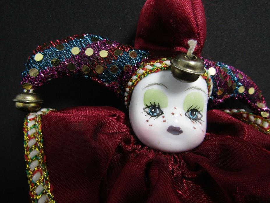 Jester Clown Doll 8 Inch Sequin Mardi Gras H1-18