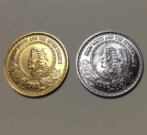 Lot Of 2 1982 Snow White And The Seven Dwarfs Krewe Babylon Mardi Gras Doubloon