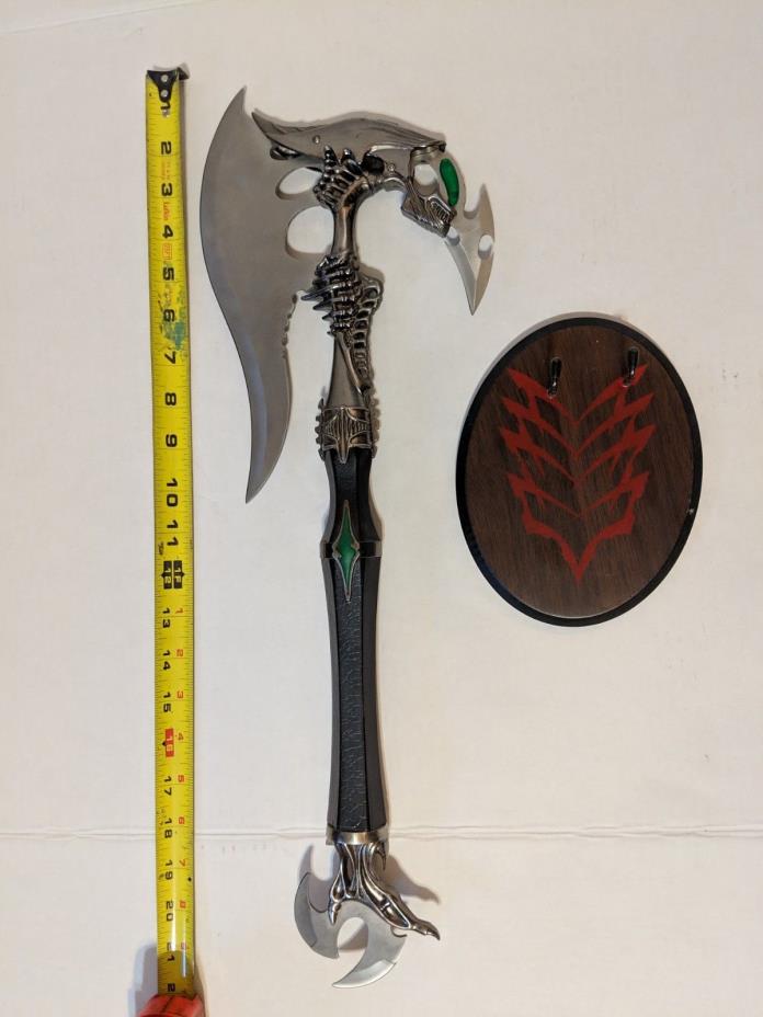 Alien Fantasy Axe and Spider Fantasy Sword and Wall Mounts
