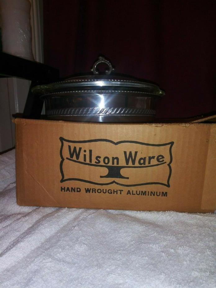 Wilson ware 2 qt wrought aluminum divided casserole dish