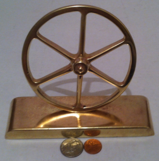 Vintage Brass Metal Wagon Wheel Statue, Home Decor, Shelf Display, Country