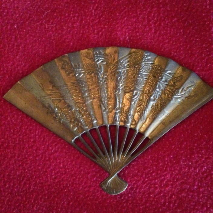 Vintage Solid Brass Oriental Style Hand Fan Dragon Wall Decor Accent Decoration