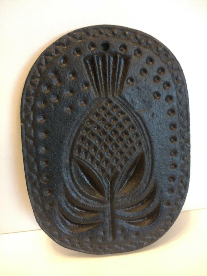 Cast Iron Pineapple Mold Virginia Metal Crafters Hanging Plaque Americana