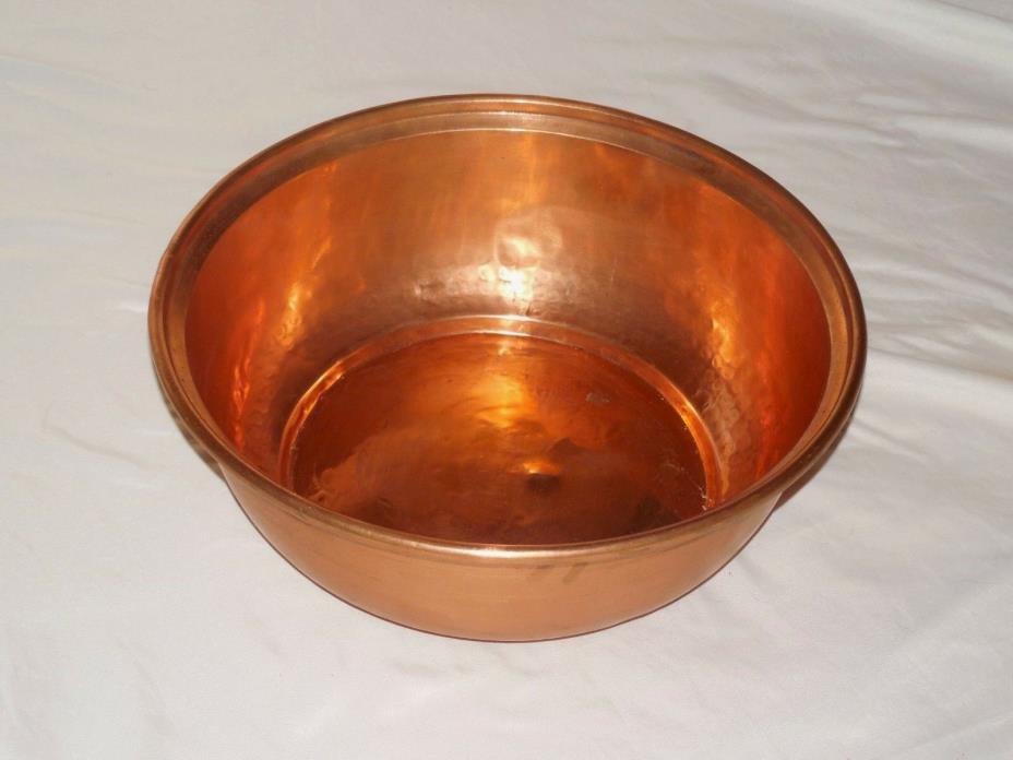 VINTAGE PRE-OWNED VERY LARGE COPPER BOWL