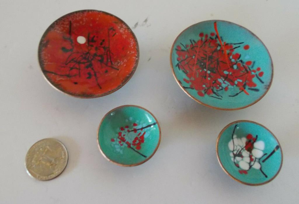 Vtg. Copper & Enamel Mid Century Spatter Mini Pedistal Dishes Hearts Diamonds