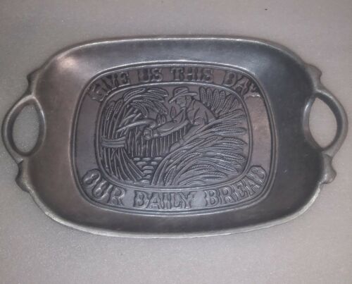 SEXTON 1972 GIVE US THIS DAY OUR DAILY BREAD SERVING BREAD TRAY Pewter
