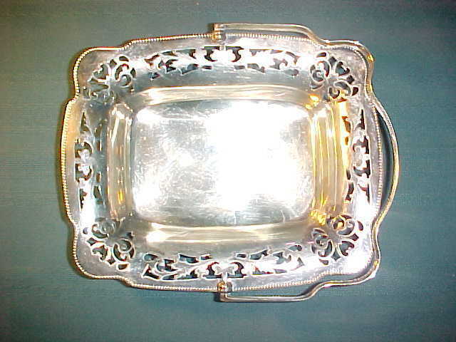 Vintage Silver Plated Basket Candy Dish Moveable Handle England REGIS PLATE EPNS