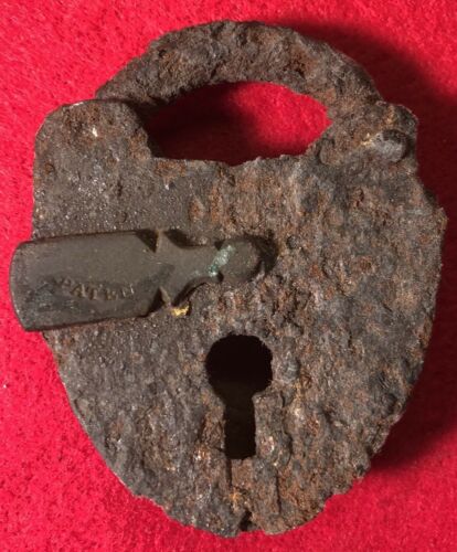 Civil War Lock Camp Site Relic Must See Heart Shape Lock Skeleton Key