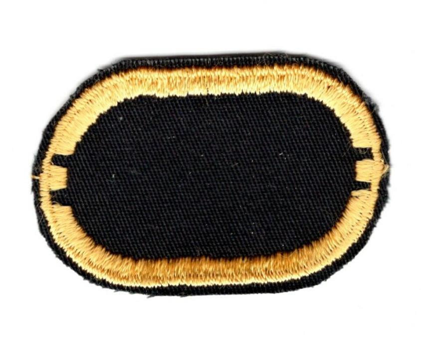 Army Airborne Oval Patch: 2/327th Airborne Infantry Regiment - cut edge