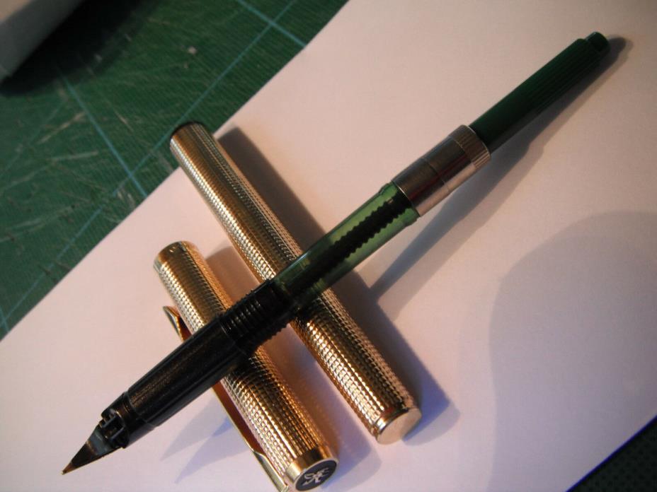 Gold and Black REFORM Fountain Pen - Piston Filler - Germany