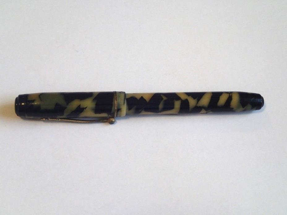 Vintage Fifth Avenue Black & Gold Marbled Fountain Pen