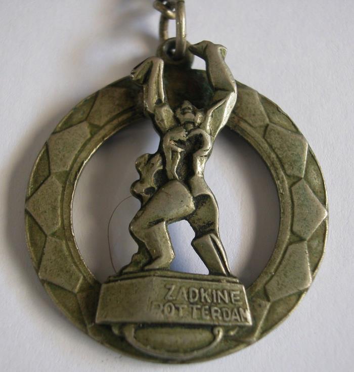 A Fine Vintage Key Chain Or Holder Showing The Sculpture Of Zadkine In Rotterdam