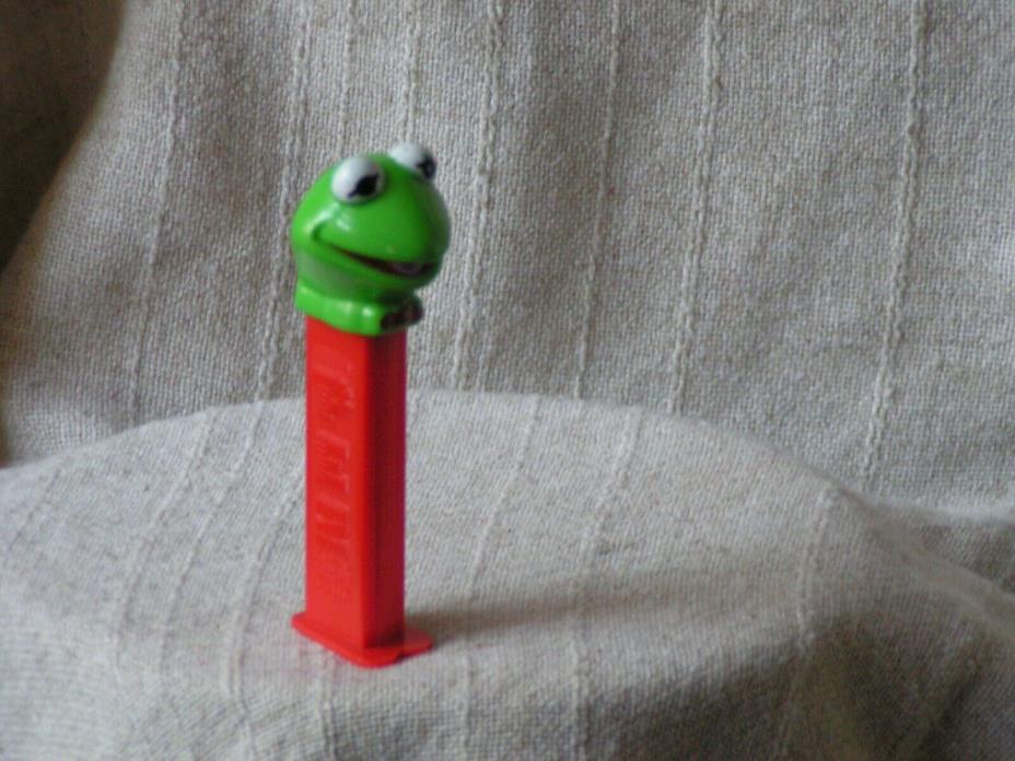 Vintage PEZ Dispenser KERMIT Thin Feet Hungary 4 1/2 inch