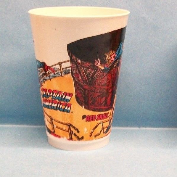 Vintage 1977 Marvel Comics Captain America & Red Skull Plastic Slurpee Cup 7-11