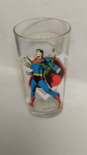 Superman ~  16 oz. Pint Glass ~ Toon Tumbler