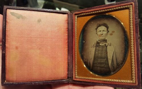 Lot of sixth plate daguerreotypes - 4 of them in varying condition.