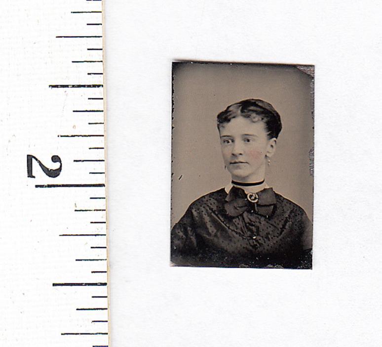 Original Civil War Era Miniature Gem Tintype Photo ..Pretty Young Woman..#797d22