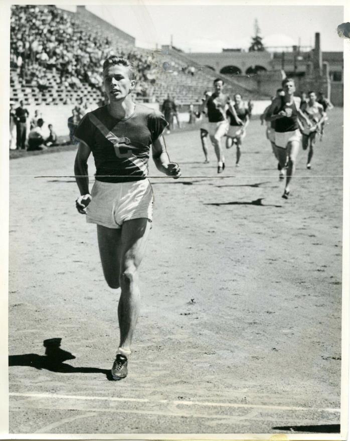 1941 vintage photo of Grover Klemmer world record holder in the 440 yard run