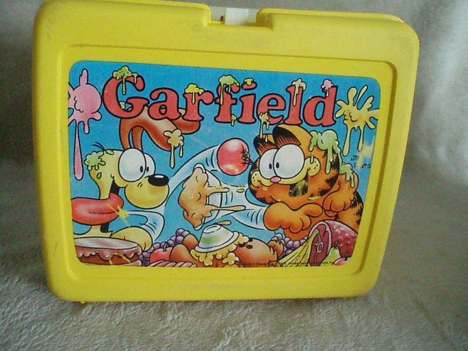 1978 Vintage GARFIELD and ODIE FOOD FIGHT Lunchbox Only by THERMOS