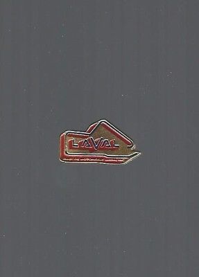 Ski-Doo / Motoneige / Snowmobile Club  ''Laval''  Pin