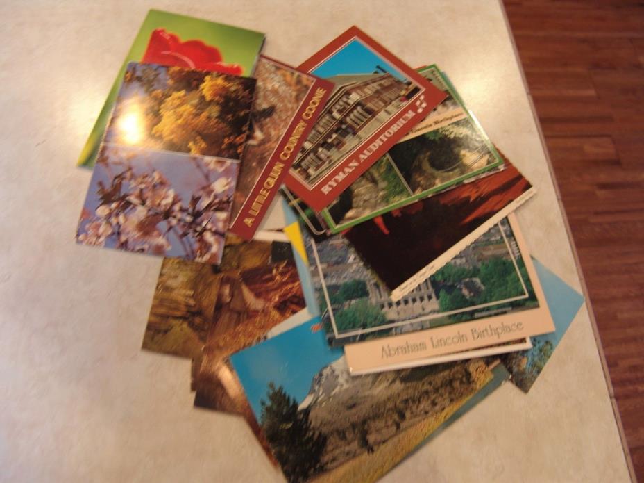 LOT OF 37  VINTAGE  COLORED POSTCARD