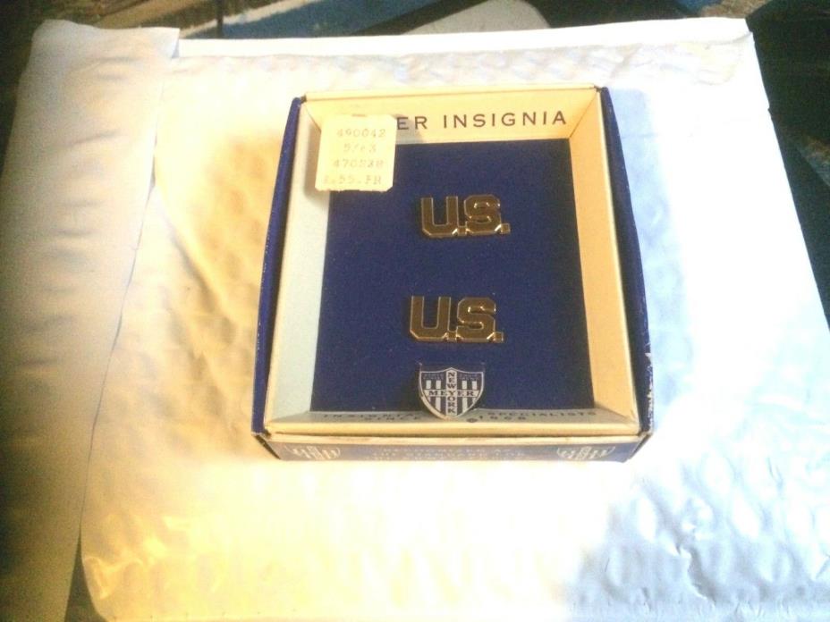 Vintage US Military Army  Meyer U.S. Insignia in box 55 Cents