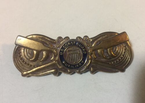 US Coast Guard Auxiliary  Metal Lapel Pin Pinback Vintage.