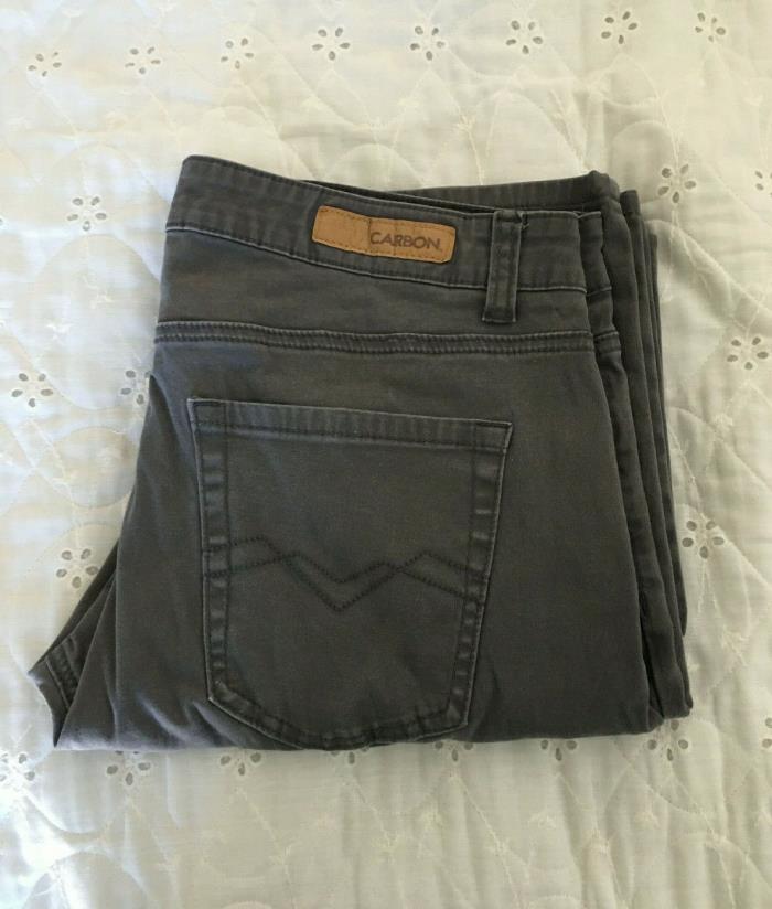 Carbon Skinny flex Jean used in great condition gray in color 34/32