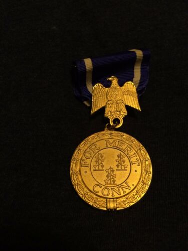 Connecticut National Guard For Merit Medal Award Army Military Conn. Badge