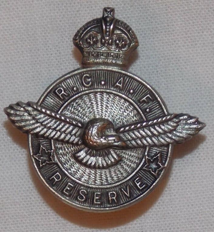 RCAF Royal Canadian Air Force Reserve Birks of Canada Lapel Pin WW II Era Vintag
