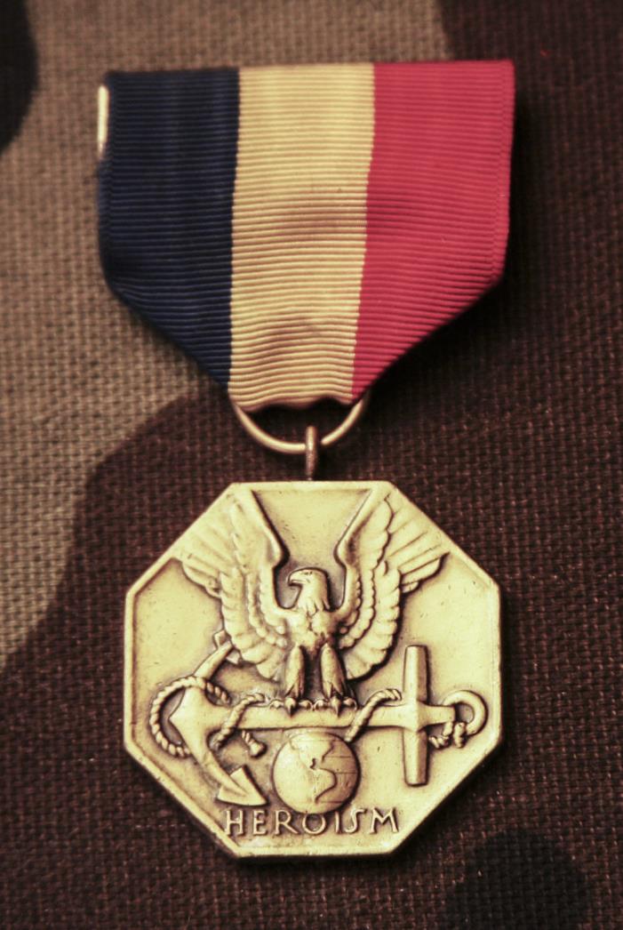NAVY AND MARINE CORPS MEDAL; FULL SIZE
