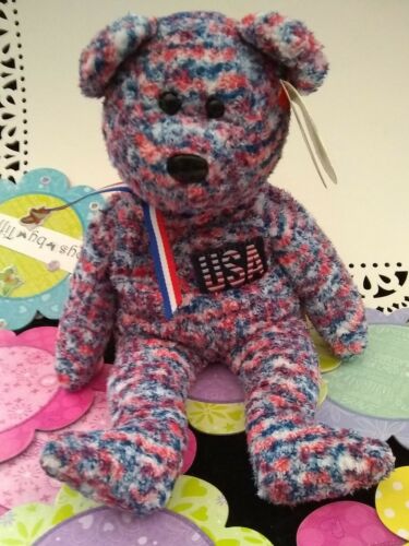 TY BEANIE BABIE  USA IS A VERY COLORFUL PATRIOTIC BEAR  LOOK! MILITARY PARTIOTIC