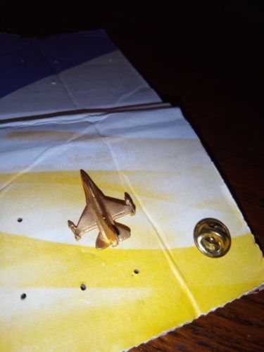 F-16 Falcon Lapel Pin Badge, USAF, Gold, Lockheed Martin USA