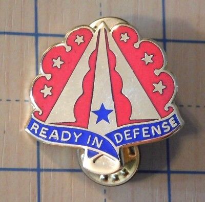 35TH Air Defense Artillery Brigade Unit Crest Insignia Pin ADA BDE DUI G23 USA