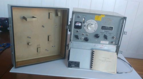 Gruen Industries Canadian Armed Services AN/URM-32 - Frequency Meter