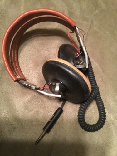 Vintage PL-68 Plug - on  AMB- H- 1 Radio Speaker Headphone - Military / HAM?