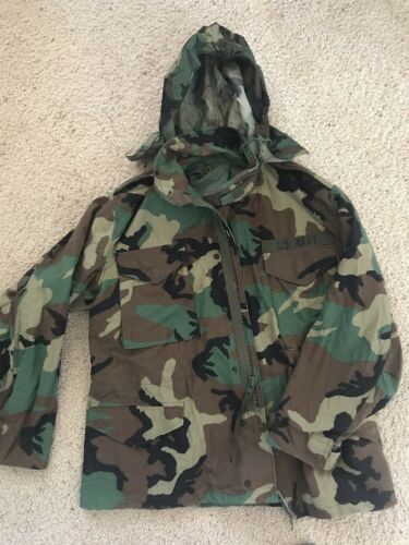 US Army Cold Weather Field Coat Woodland Camouflage Medium Short - NEW