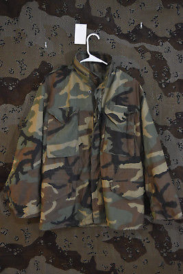US Army M81 Woodland Camo M-65 M65 Cold Weather Field Jacket Size Small Short
