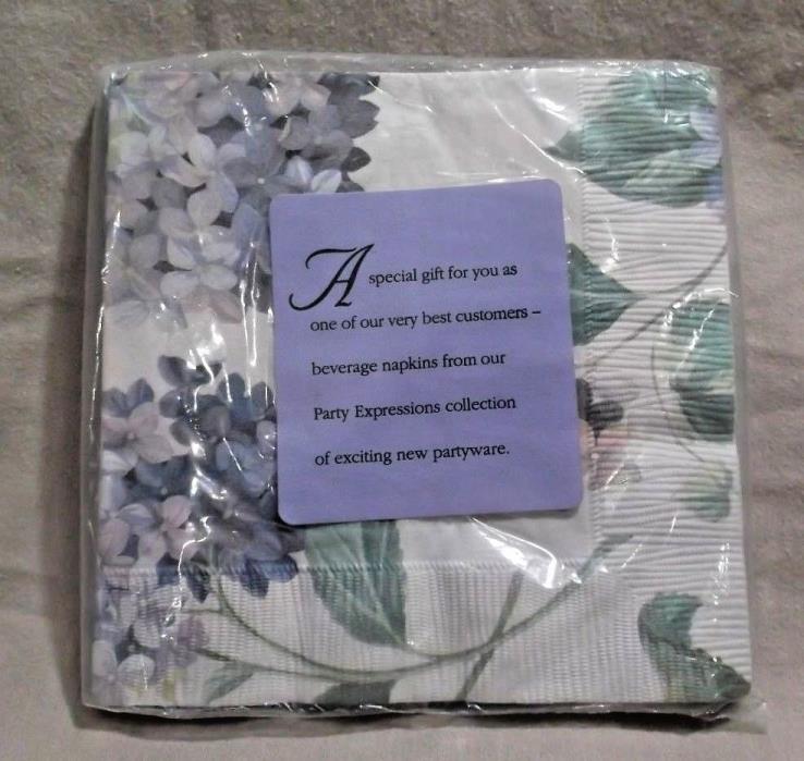 Beverage Paper Napkins with Hydrangia Flower Design