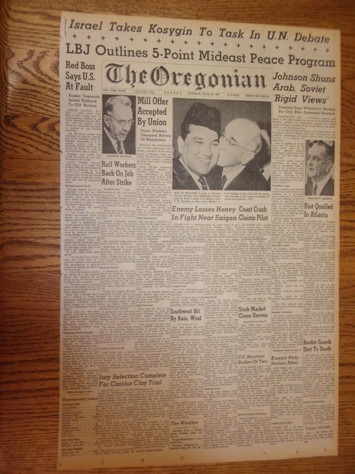 THE OREGONIAN - JUNE 20, 1967, FRONT PAGE! GREAT FOR A PRESENT! GREAT VALUE!
