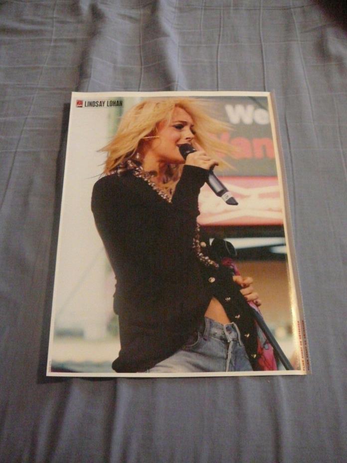 LINDSAY LOHAN PIN UP POSTER PHOTO AFFICHE DÉTACHABLE 7 JOURS 2006 7.5 x 10.5