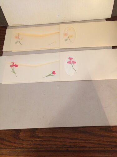 UNIQUE Pressed Flowers Note Paper with envelopes See Description