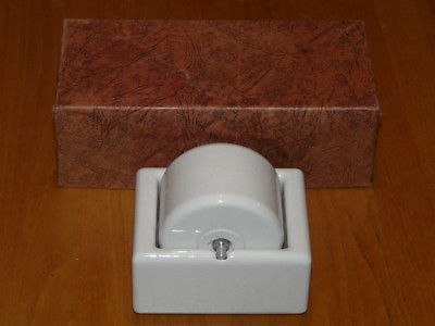 Vintage ACE MOISTENER No. 7 with Original Box - Prior, New York, U.S.A. - MINT !