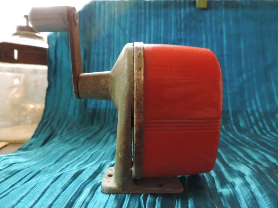Apsco Red Midget Pencil Sharpener Wall or Desk Mount 1 Hole Vintage